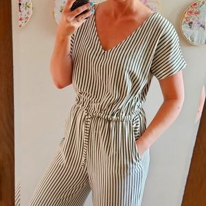 3/$27 Cute, comfortable jumper